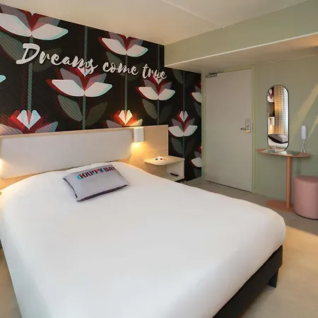 Ibis Styles Bordeaux Centre Gare Hotel Exterior photo